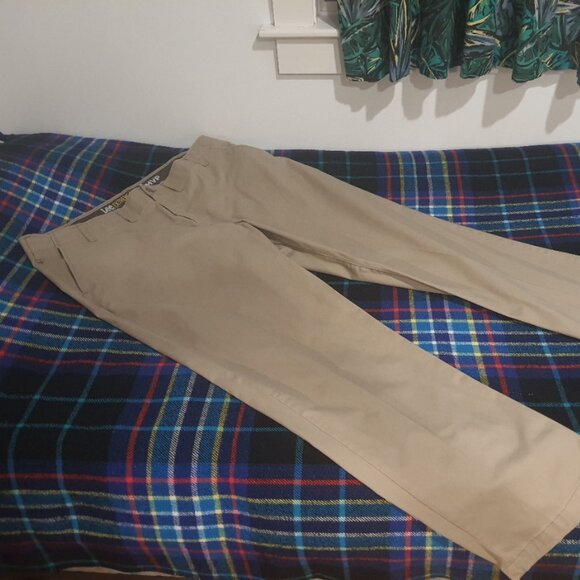 Lee Straight Fit 48 x 34 "Extreme Comfort" Khaki Pants -- Unused - Picture 1 of 5